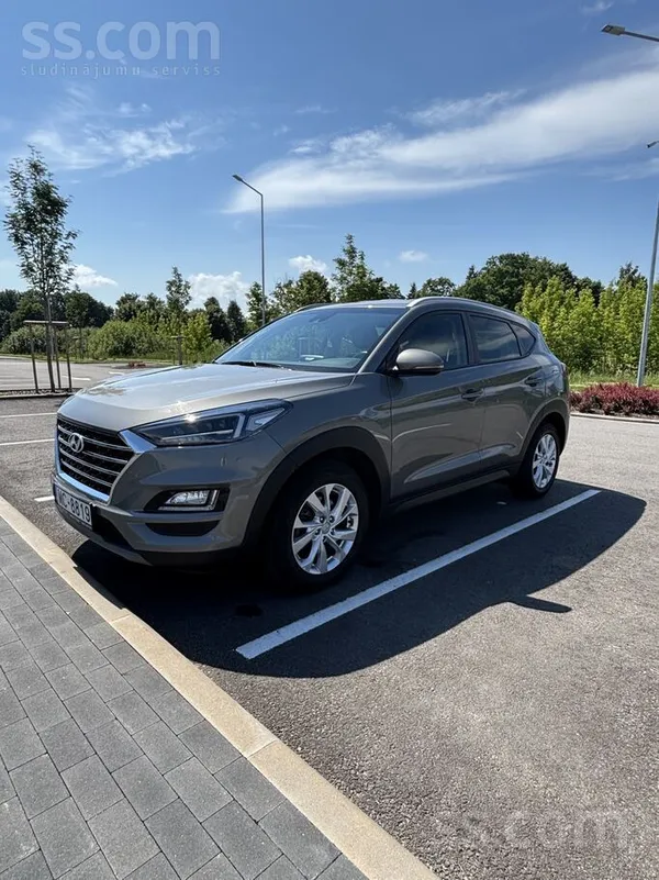 Hyundai Продаётся автомобиль в отличном техническом и визу