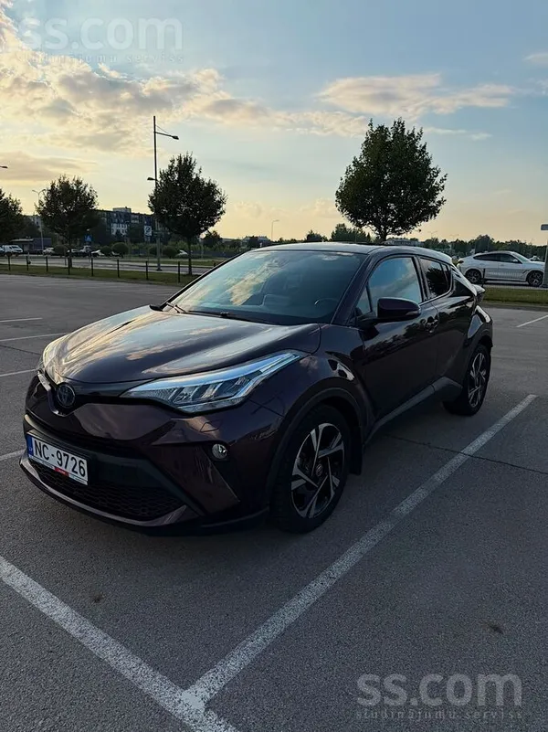 Toyota Toyota C-Hr Hybrid Crossover 1.8 Hybrid (122 hp) E