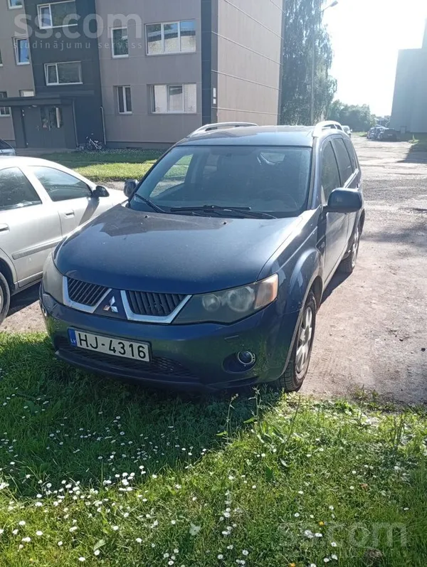 Mitsubishi Nomaksāts ceļa nodoklis par šo gadu. Ir slimības l
