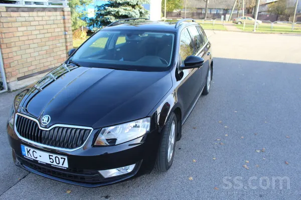 Skoda Škoda Octavia ar 1.6 litru dīzeļdzinēju un automāt