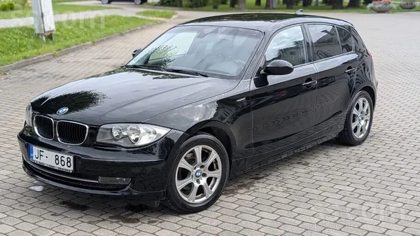 BMW Pārdodu Bmw 118d 2009g balta perle Navigation 6 at