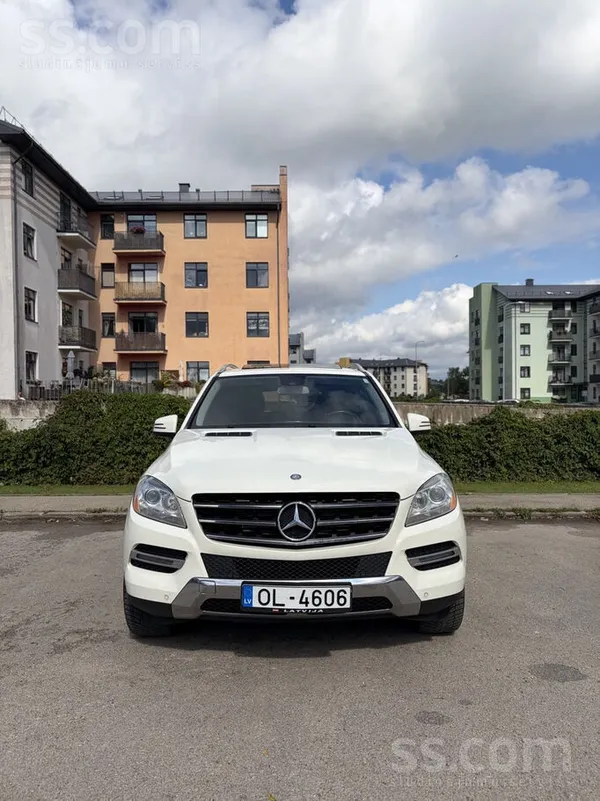 Mercedes Pārdodu MB Ml350, 190kw, 2013. gada ar 274 000 km