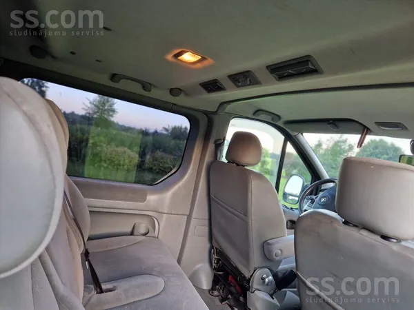 Opel Pārdod 5+3 vietīgu Opel Vivaro busiņu ar jaudīgo 2
