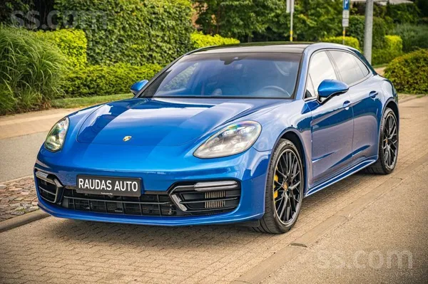 Pārdod Porsche Panamera Turbo Sport Turismo 4.0 benzīns, 4x4, 404 kW (542 ZS