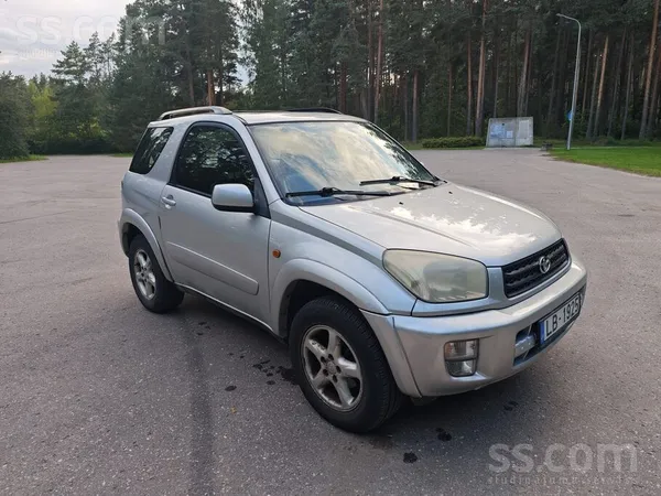 Toyota Аварий не было, машина в рабочем состоянии. Бензин