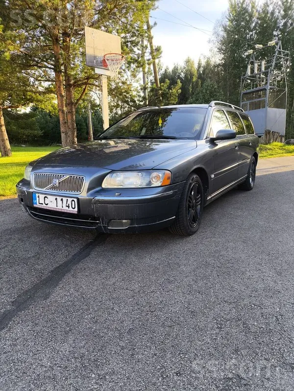 Volvo Pārdodu Volvo. V70. 136kw