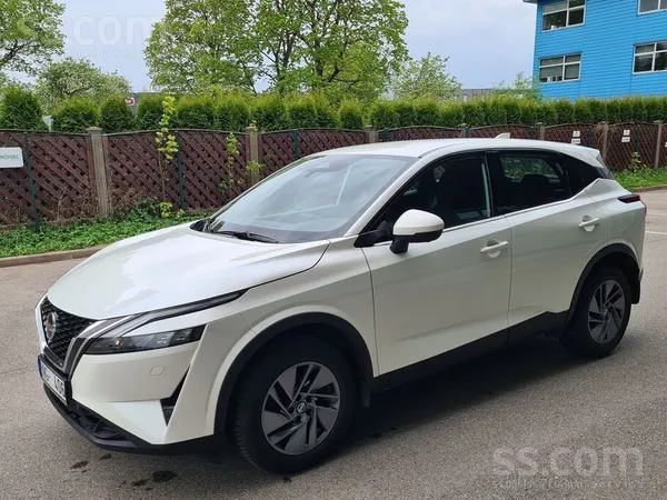Nissan Nissan Qashqai, 1, 3 l benzīna dzinējs, 140 ZS. 