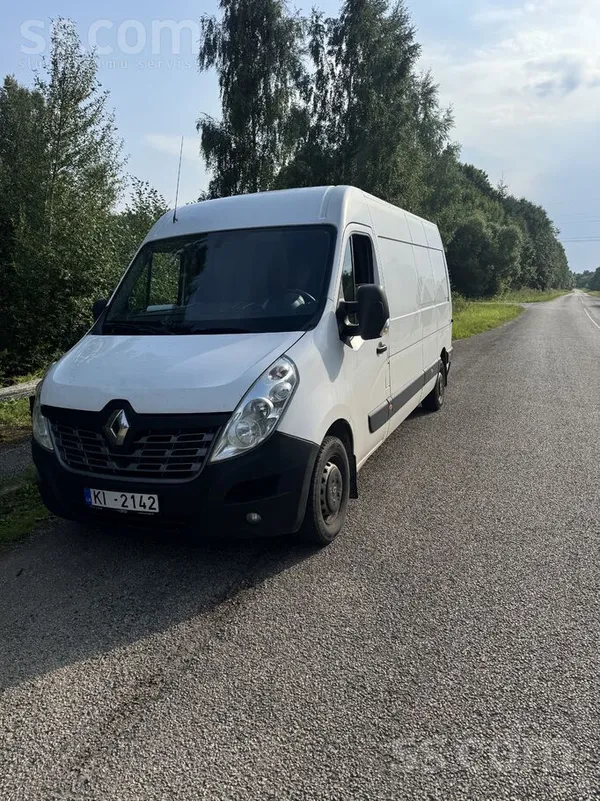 Renault Хорошое состояние. Установлена автономка под сиден