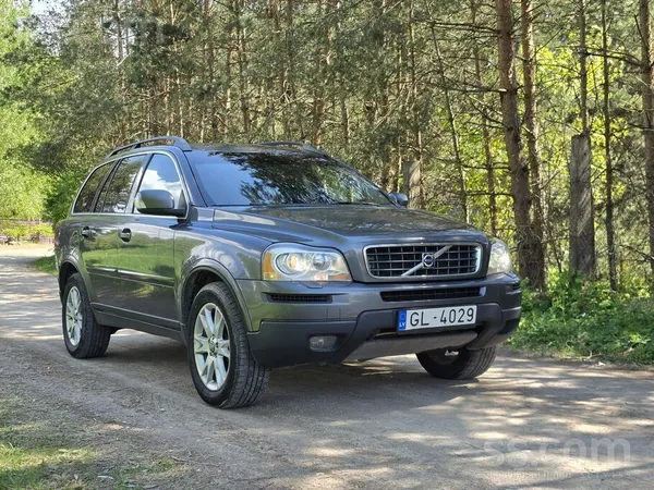 Volvo Nesteidzīgi pārdodu Volvo Xc90 2.5 Benz. /gāze. 