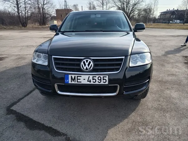 Volkswagen Sakarā ar jauna auto iegādi, pārdod Touareg. Viss 