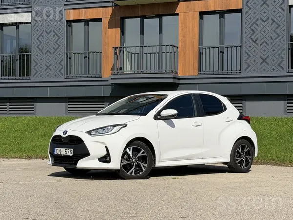 Toyota Pārdodu ļoti ekonomisku un uzticamu Toyota Yaris H