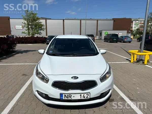 KIA Kia Ceed 1.4 Crdi, dīzelis, manuālā kārba. Auto ie