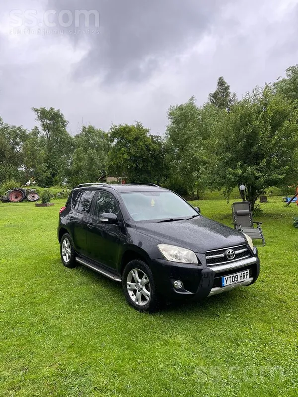 Toyota Yoyota Rava 4 Angļu mašina
