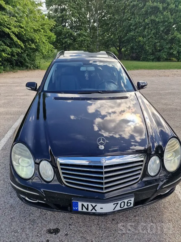 Mercedes Pārdod braucamu auto, remonti ir vajadzīgi, sīkāku