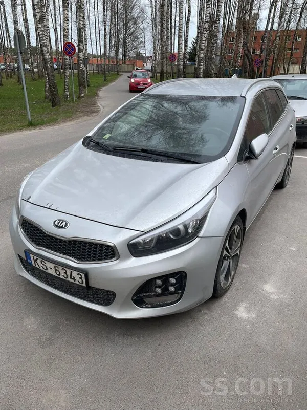 KIA Pārdodu 2017. gada Kia Ceed SW. Tikko nomainīts sp