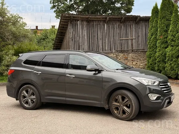 Hyundai Santa FE