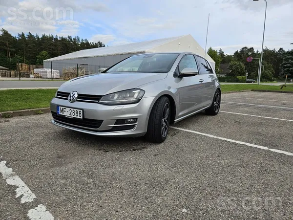 Volkswagen Dinamiskais VW Golf 7 meklē jaunu saimnieku. Īstai