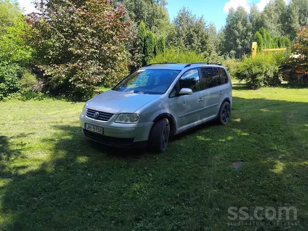 Volkswagen Kaste ar svaigu skati, rūsa ir. ...
