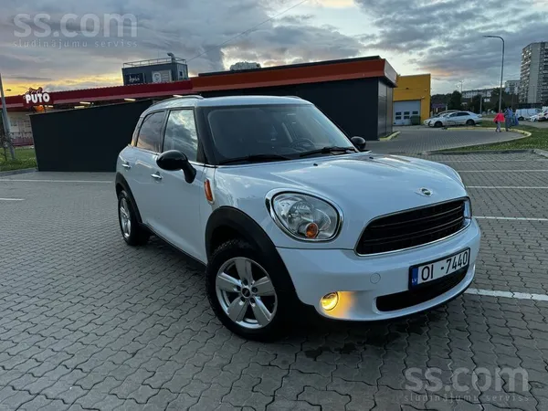 Mini Pārdodu koptu un uzticamu Mini Countryman 1.6D, 66