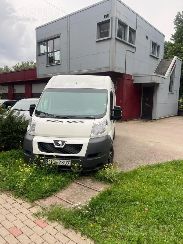 Peugeot Pardodu laba tehniska stavoklī Busu. Tehniska apsk