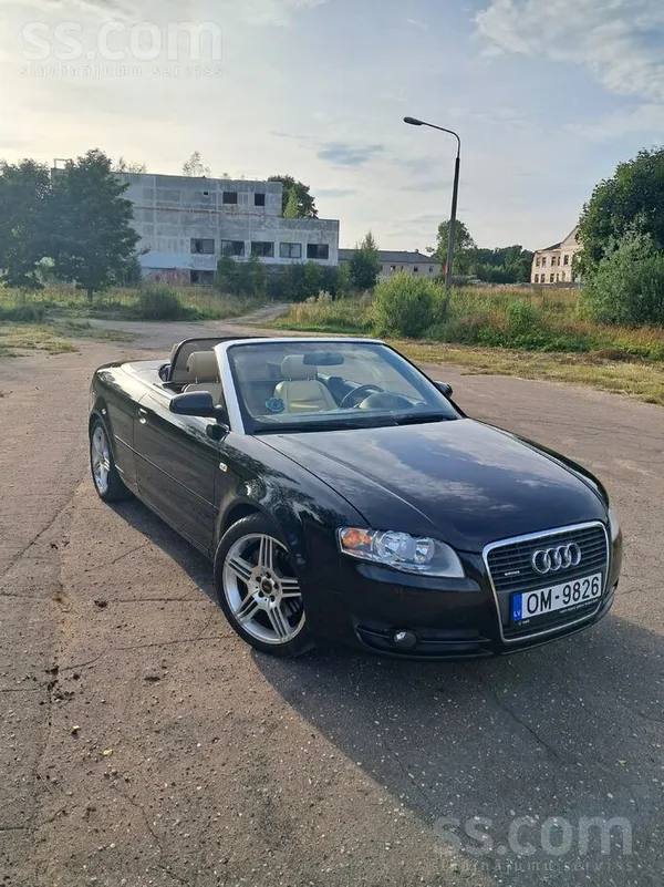 Audi Pardodu audi A4 cabriolet 3.2 benzins 188kw Quattr