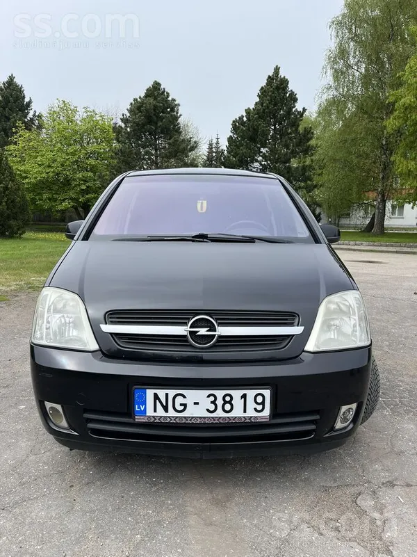 Opel Auto labā tehniskā stāvoklī. Tikko izieta tehniskā