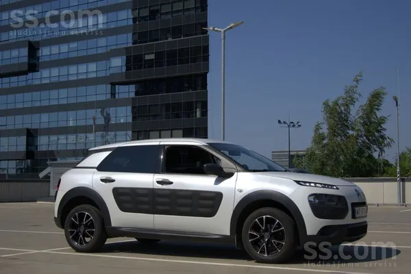 Citroen Pārdodu Citroën C4 Cactus labā tehniskā stāvoklī. 