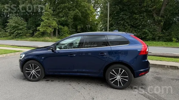 Volvo Volvo Xc60 Ocean Blue Race. 
