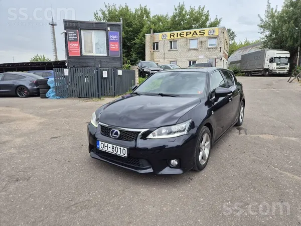 Lexus Ct200H F-Sport 1.8 hibrīds. 73kw
Tehniskā apskate derīga līdz 11.202