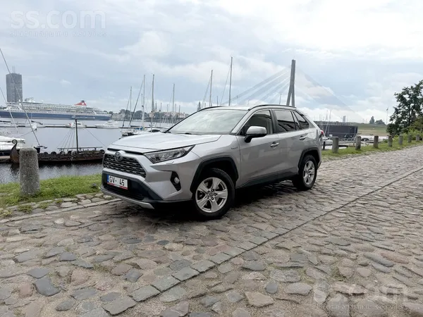 Toyota Pilnpiedziņa (4x4). Spēkā pagarinātā Toyota rūpnīc