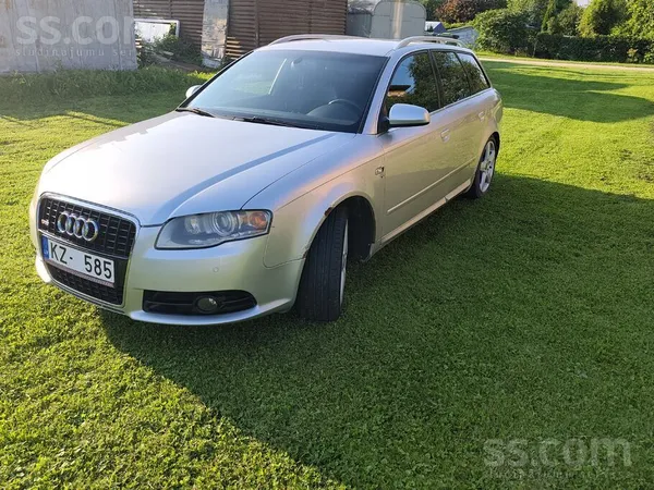 Audi Mašīna iet labi, laba Bose mūzika. Tehniski labā k
