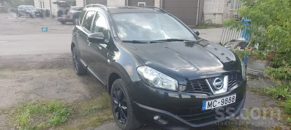 Nissan Отличное семейное авто, отключаемый полный привод,