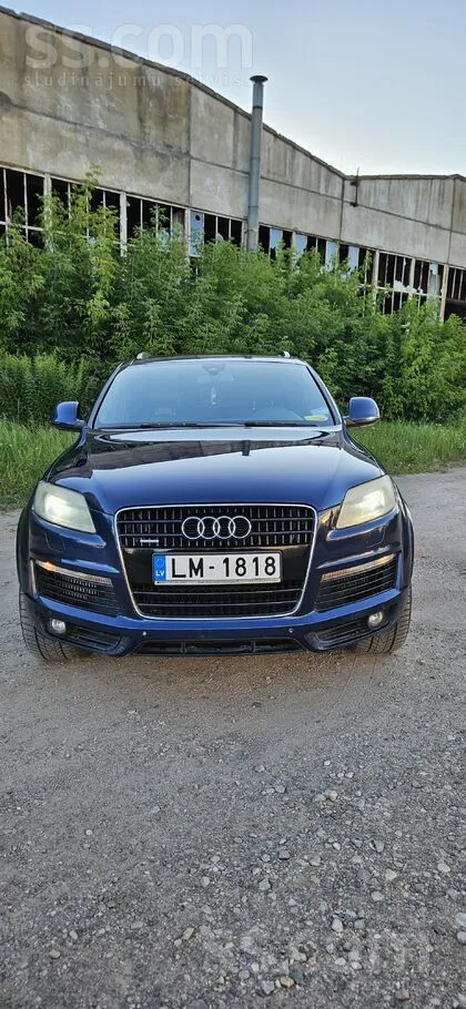 Audi Продаётся Audi Q7 3.0 Tdi Quattro