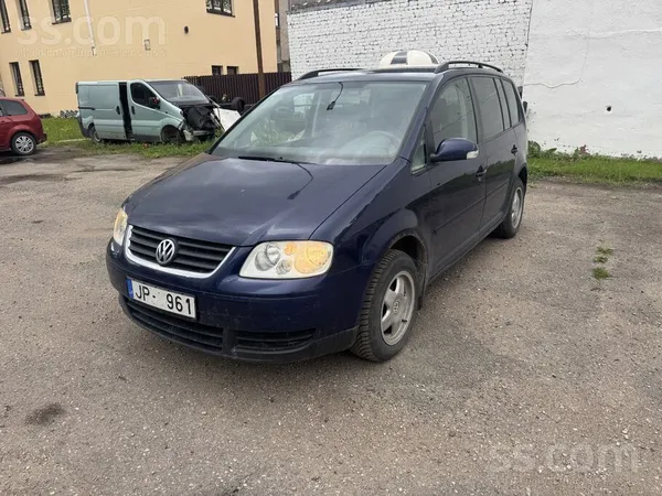 Volkswagen Tikko izieta svaiga skate, Touran 2004. gada 1.9 t