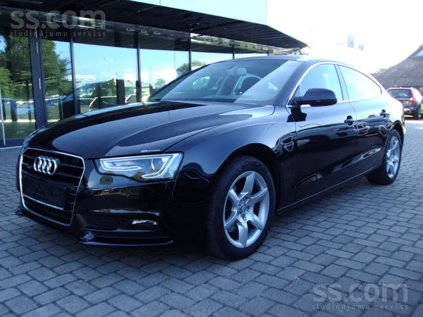 Audi A5 2.0i Quattro
Laba komplektācija. 
Auto atvests no Šveices un sagat