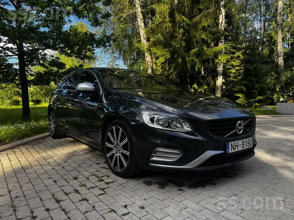Volvo Volvo V60 D2 R-Design 2013 Facelift