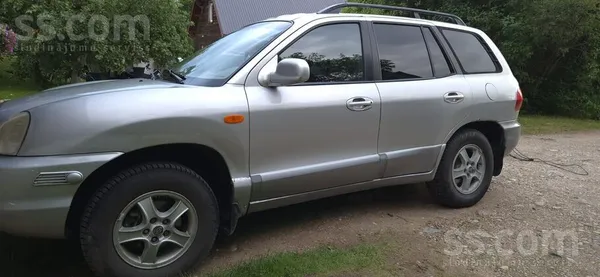 Hyundai Pārdod Santa fe , 4x4 kas arī strādā, skate līdz 2
