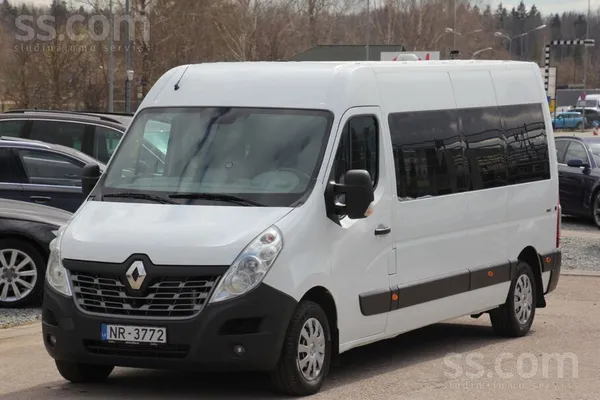 Renault Ļoti kopts pasažieru buss.