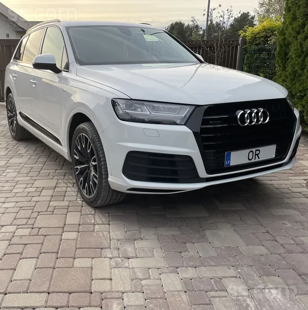 Audi Q7, S-line, 210kW. Visas apkopes veiktas Audi centrā. Pie 110 000 rūpnī