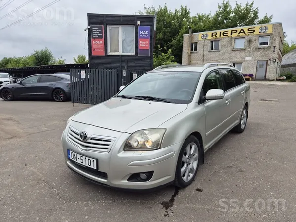 Toyota Toyota Avensis 2.0l dīzelis. 93kw