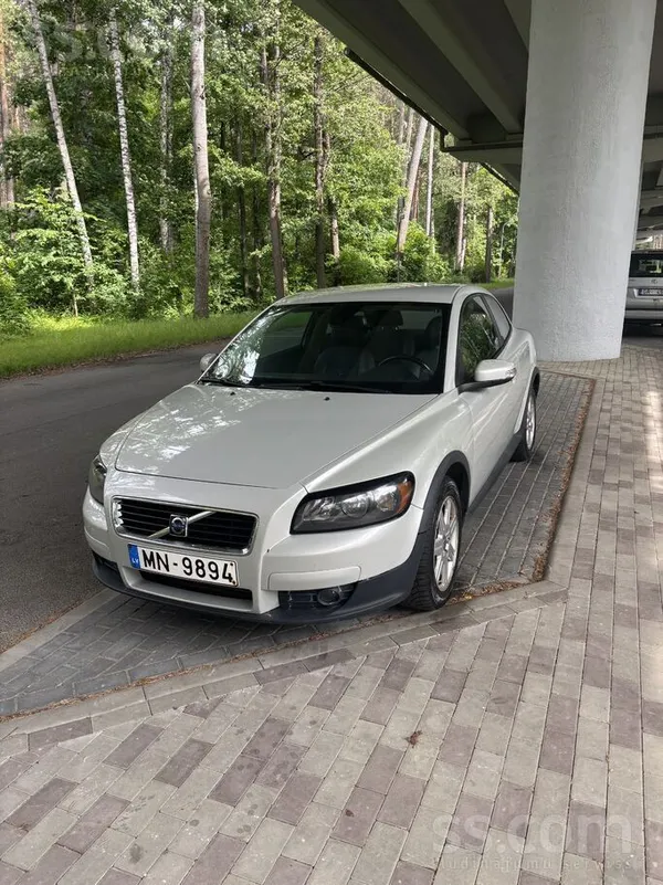 Pardodu koptu volvo c30 , 1.6d(80kw), auto loti ekonomisks(4.5litri), rusas
