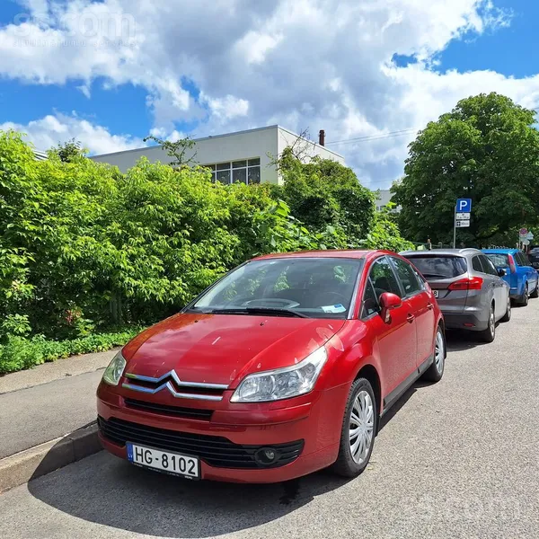 Citroen Pārdodās laba lietota mašīna. Īpašnieks - pensionā