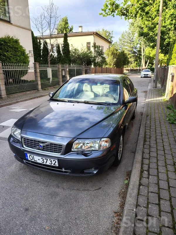 Volvo Pardošanā Volvo S80 2, 5T 154kw, ir vizuāli defekt