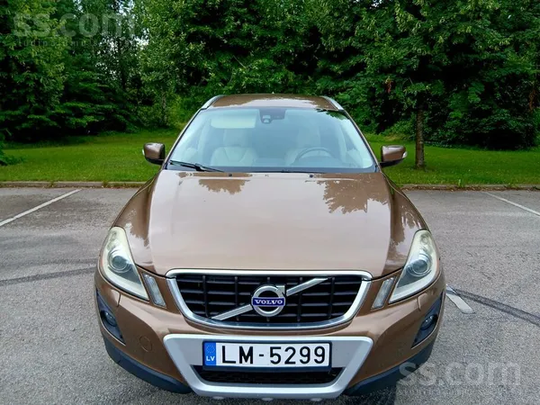Volvo Pārdod Volvo Xc60 (Summum) – 2.4 D5, 151 kW, Awd