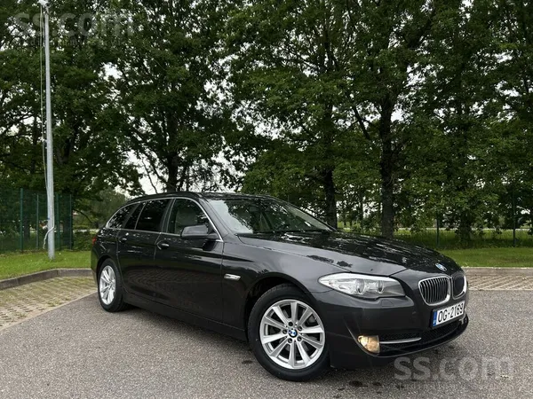 BMW Pārdod koptu F11 520d 2013g. 
