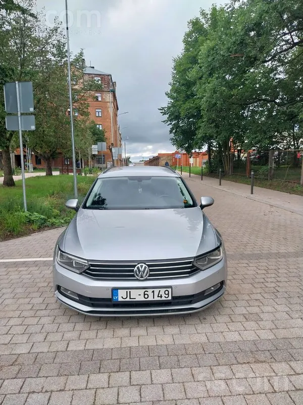 Volkswagen Passat B8 ar 1.6 litru dīzeļdzinēju un manuālo tra