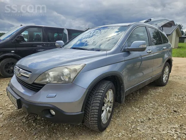 Pārdod Honda Cr-V, 2, 0gāze-benzīns, 4x4pilnpiedziņa, tikko izieta tehniskā