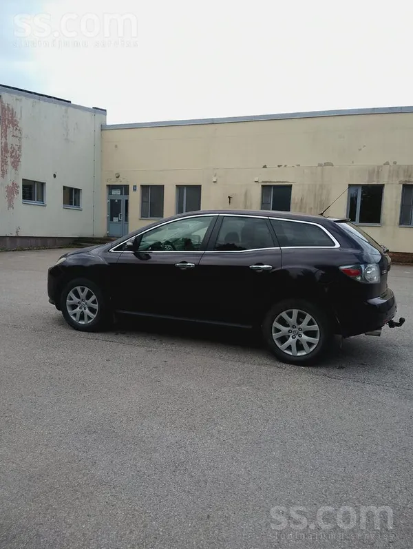 Mazda Mazda ar pasvaigu TA. Motors 2.0 bez turbo, kopumā