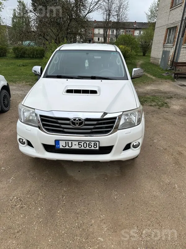 Toyota Hilux
