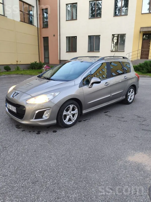 Peugeot Pārdodu Peugeot 308 2011 gada ar tehnisko apskati 